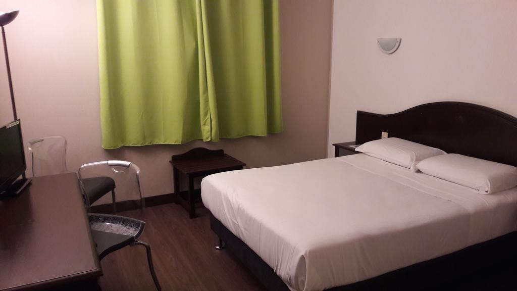 Le Neoulous Hotel Ле Булу Екстериор снимка