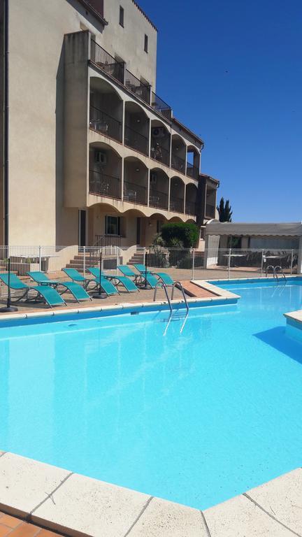 Le Neoulous Hotel Ле Булу Екстериор снимка
