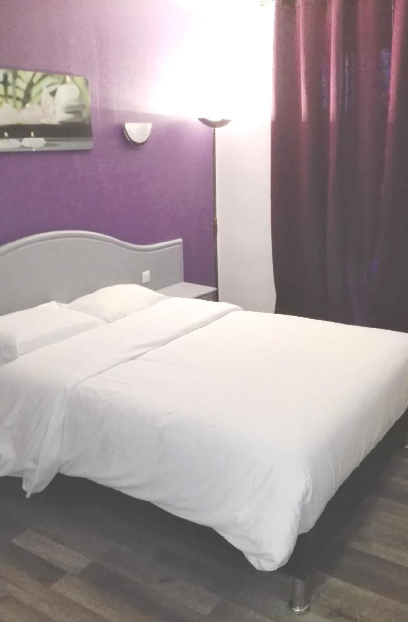 Le Neoulous Hotel Ле Булу Екстериор снимка