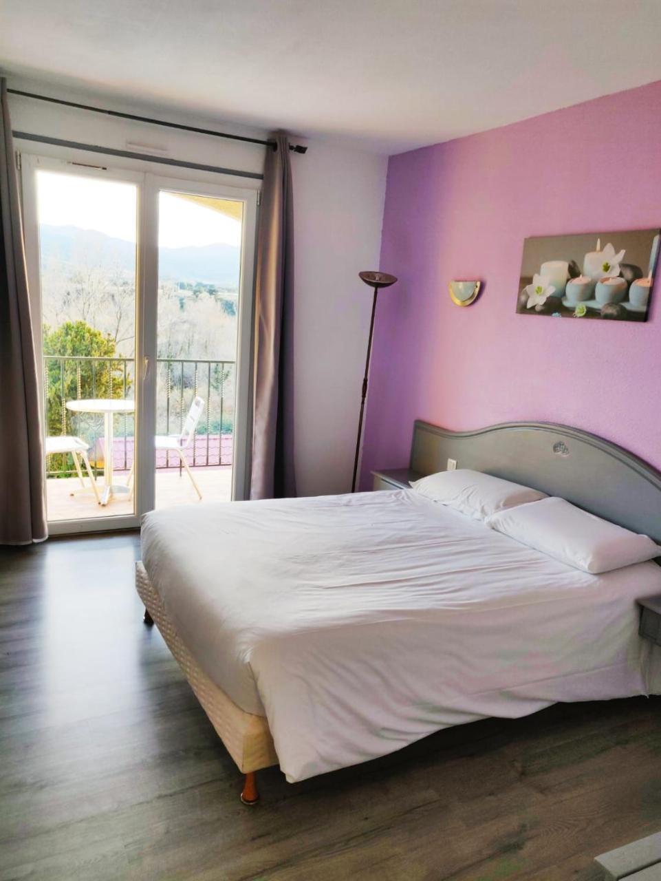 Le Neoulous Hotel Ле Булу Екстериор снимка