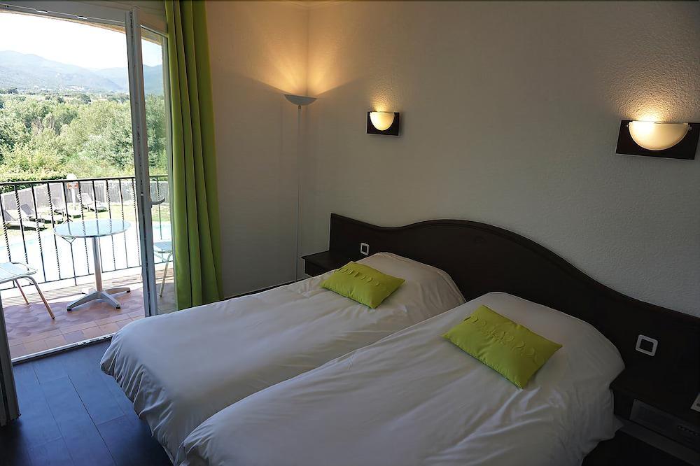 Le Neoulous Hotel Ле Булу Екстериор снимка